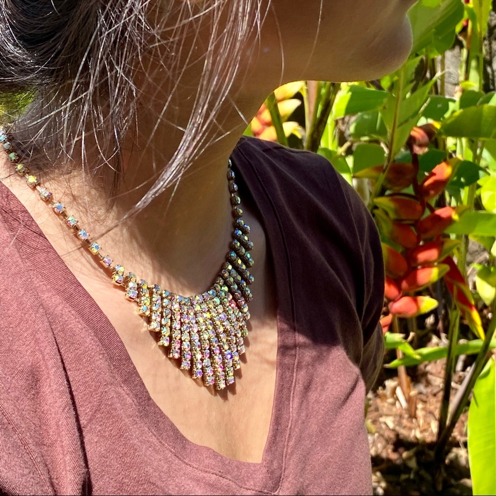 Retro Rhinestone Gold Tone V Fan Shape Necklace